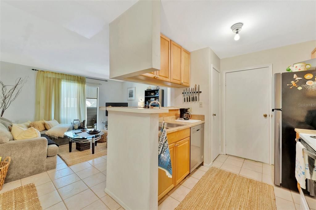 В аренду: $1,350 (1 спален, 1 ванн, 615 Квадратных фут)