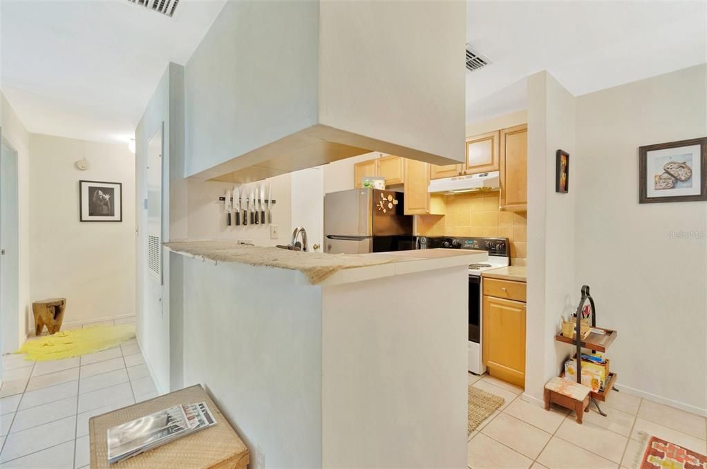 В аренду: $1,350 (1 спален, 1 ванн, 615 Квадратных фут)