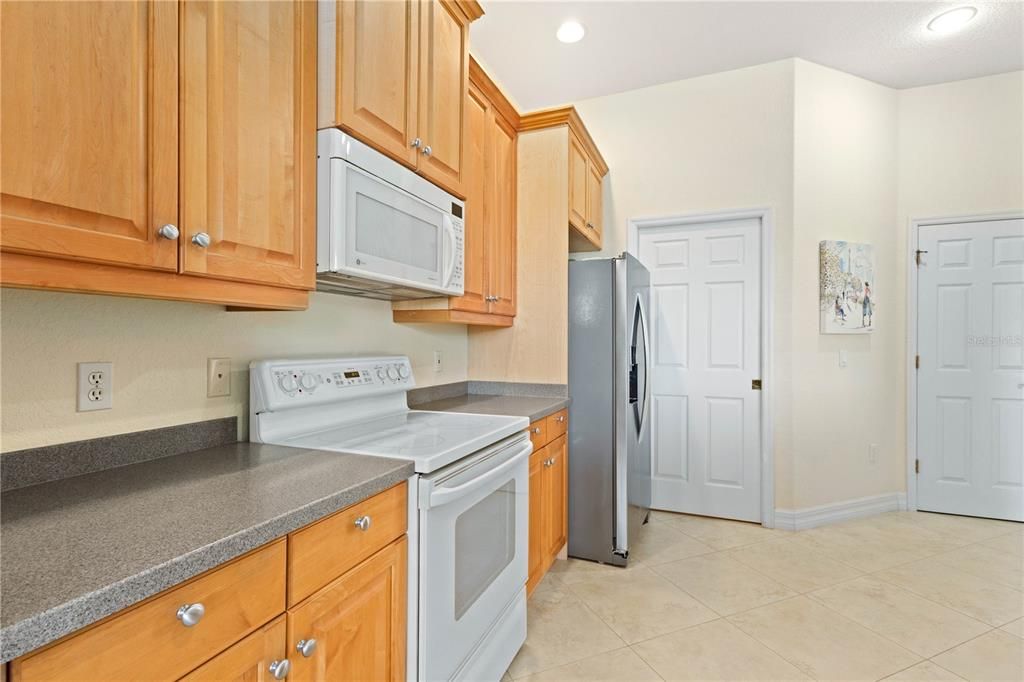 En Venta: $500,000 (3 camas, 2 baños, 1963 Pies cuadrados)
