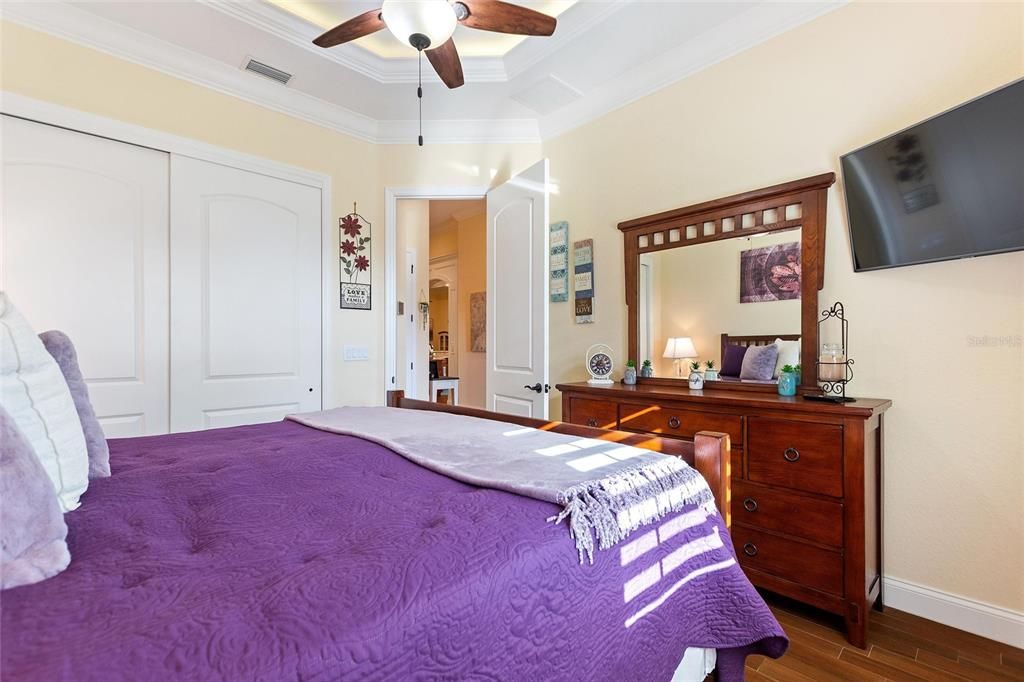 En Venta: $595,000 (2 camas, 2 baños, 2267 Pies cuadrados)