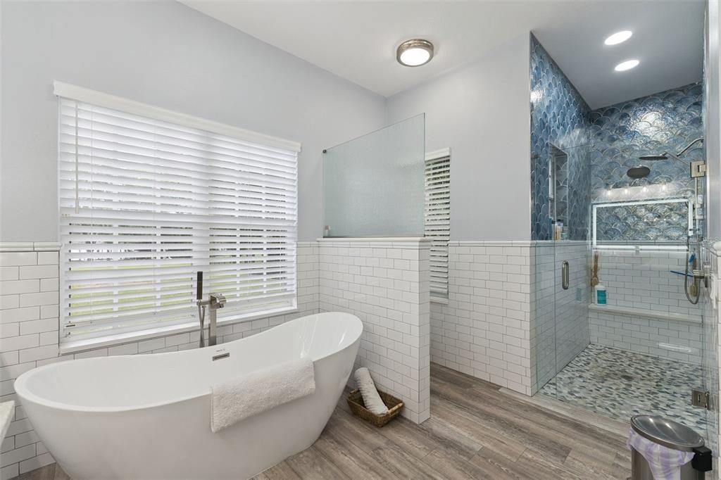 For Sale: $1,650,000 (4 beds, 4 baths, 3588 Square Feet)