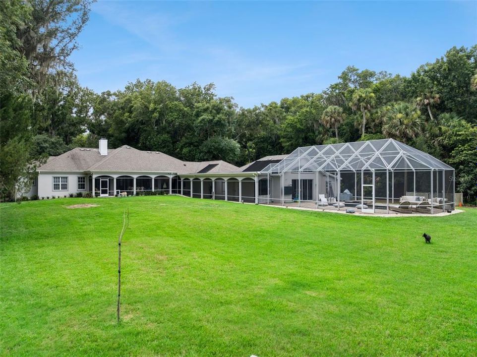 For Sale: $1,650,000 (4 beds, 4 baths, 3588 Square Feet)
