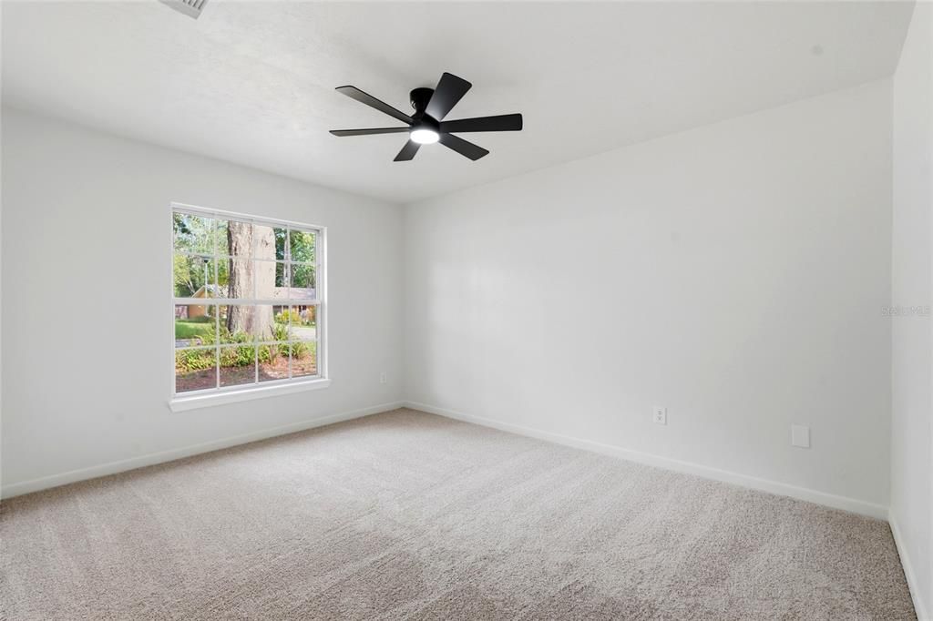 En Venta: $299,900 (3 camas, 2 baños, 1464 Pies cuadrados)