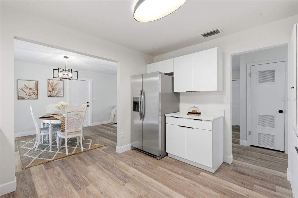 En Venta: $299,900 (3 camas, 2 baños, 1464 Pies cuadrados)