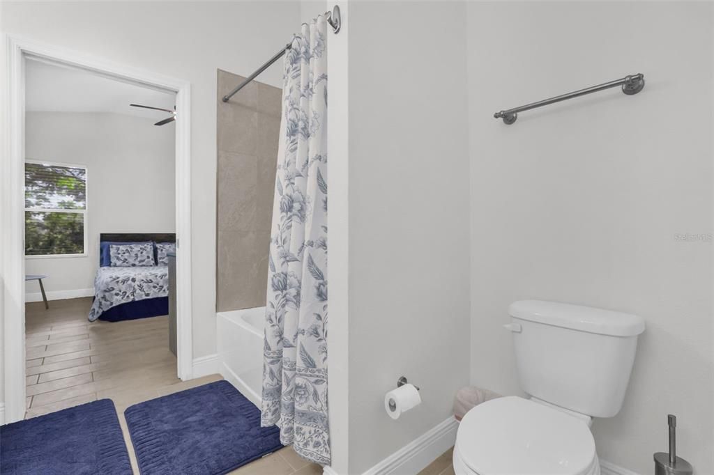 For Sale: $269,900 (3 beds, 2 baths, 1335 Square Feet)
