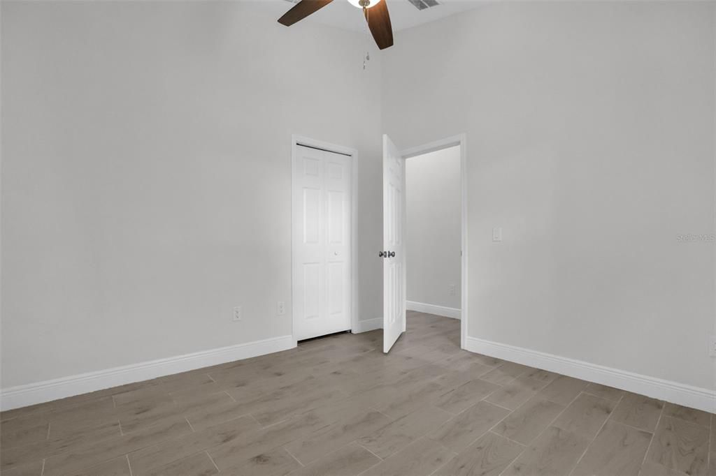 For Sale: $269,900 (3 beds, 2 baths, 1335 Square Feet)