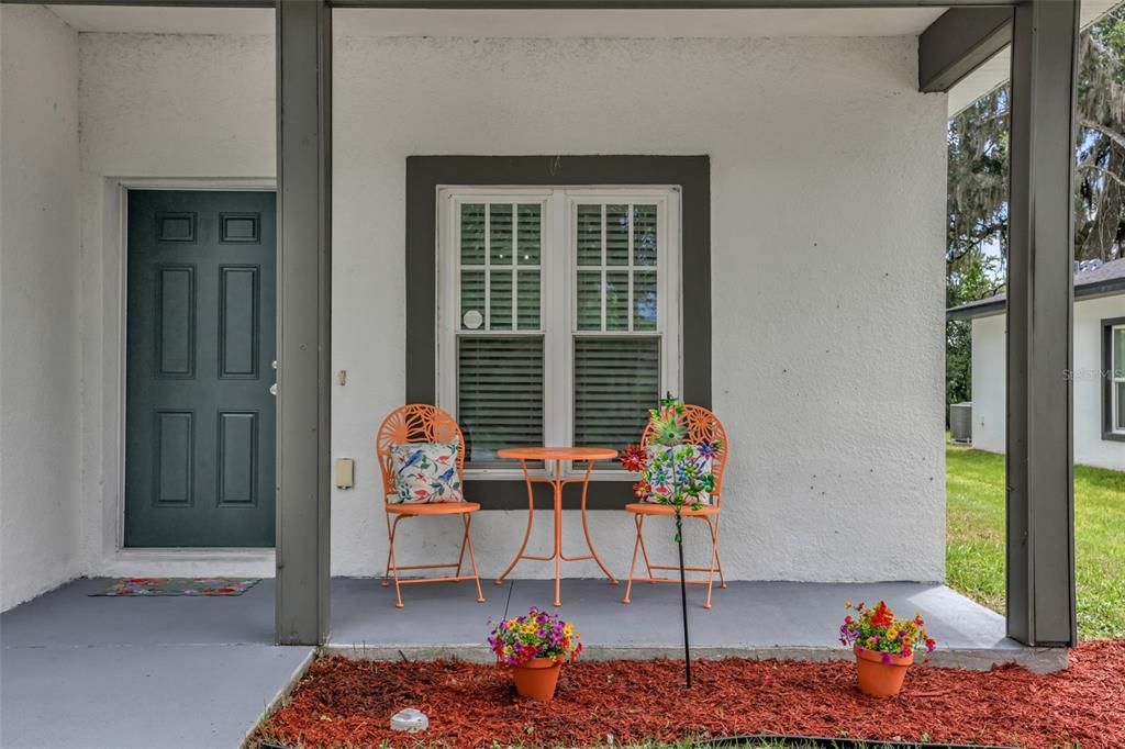 For Sale: $269,900 (3 beds, 2 baths, 1335 Square Feet)