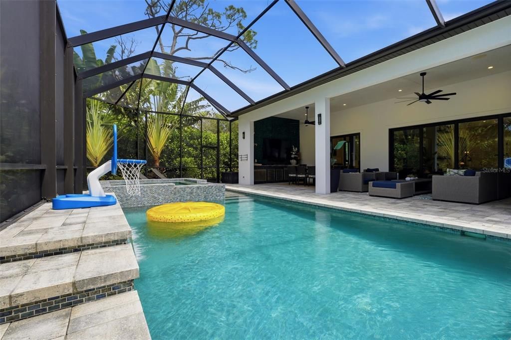 For Sale: $2,385,000 (4 beds, 3 baths, 3130 Square Feet)