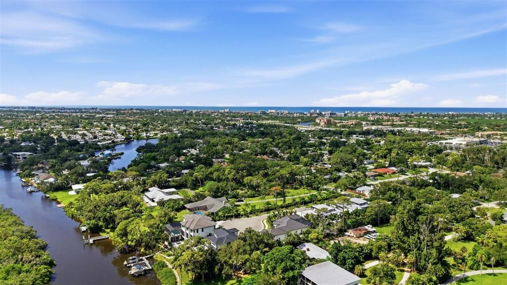 For Sale: $2,385,000 (4 beds, 3 baths, 3130 Square Feet)