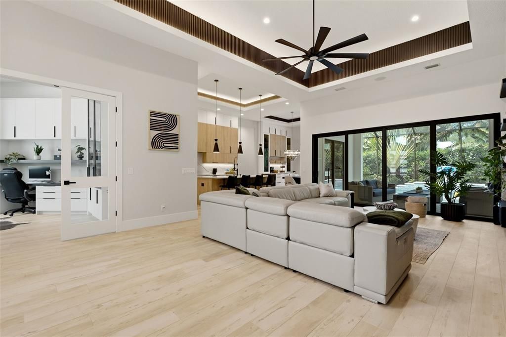 For Sale: $2,385,000 (4 beds, 3 baths, 3130 Square Feet)