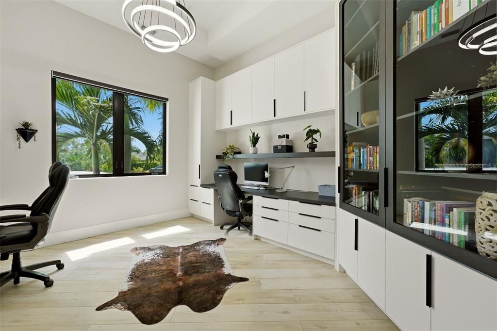 For Sale: $2,385,000 (4 beds, 3 baths, 3130 Square Feet)