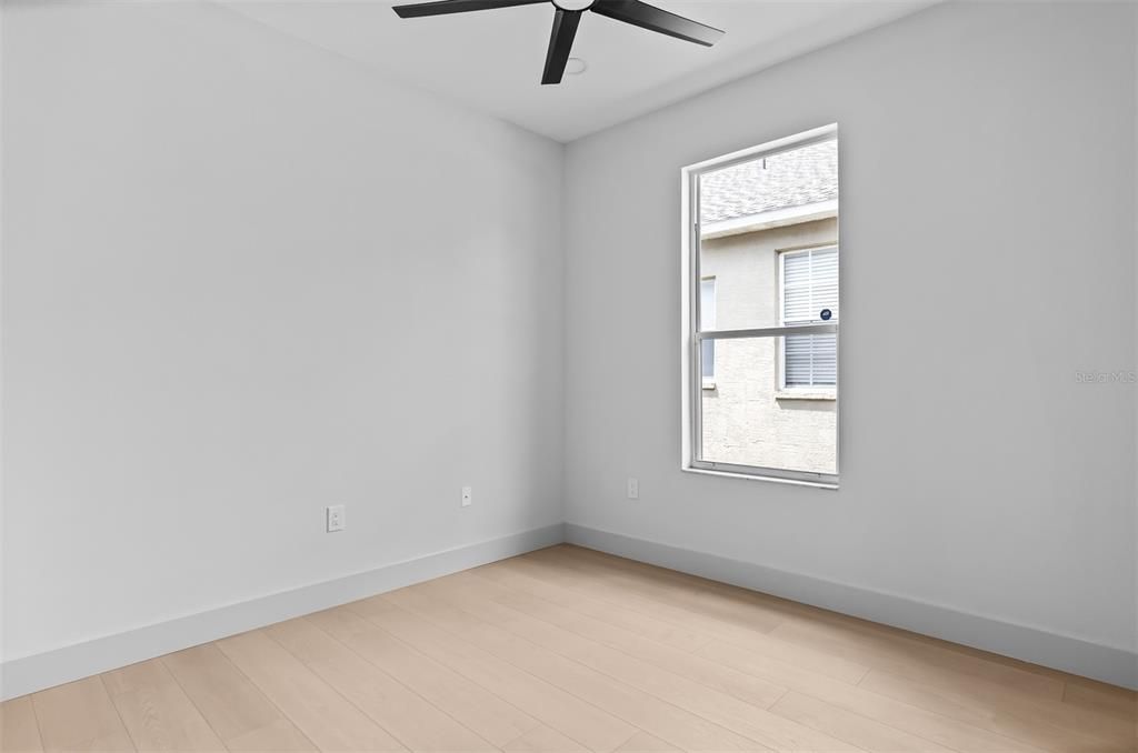 En Venta: $445,000 (3 camas, 2 baños, 1330 Pies cuadrados)