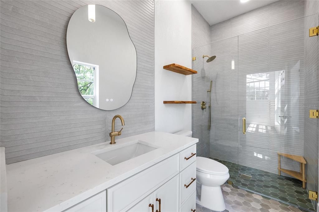 Active With Contract: $1,150,000 (4 beds, 3 baths, 3652 Square Feet)