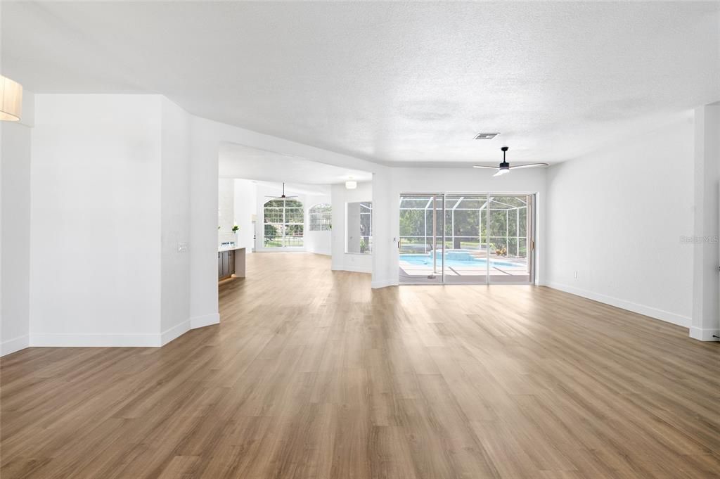 Active With Contract: $1,150,000 (4 beds, 3 baths, 3652 Square Feet)