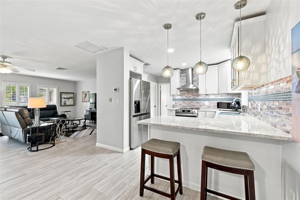 For Sale: $579,500 (2 beds, 2 baths, 1346 Square Feet)