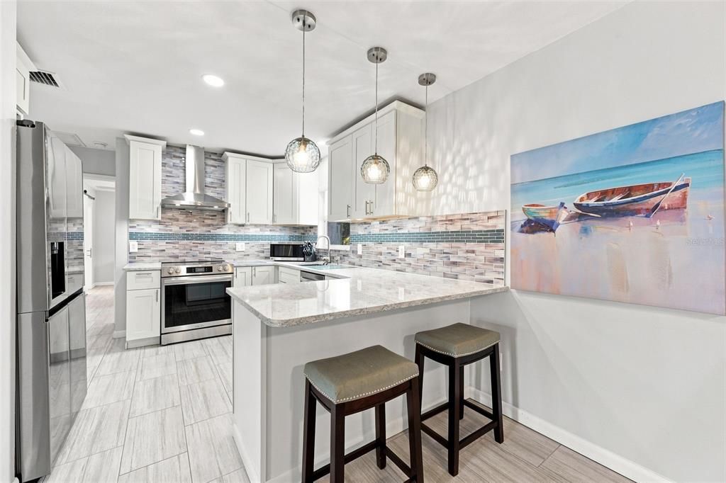 For Sale: $579,500 (2 beds, 2 baths, 1346 Square Feet)