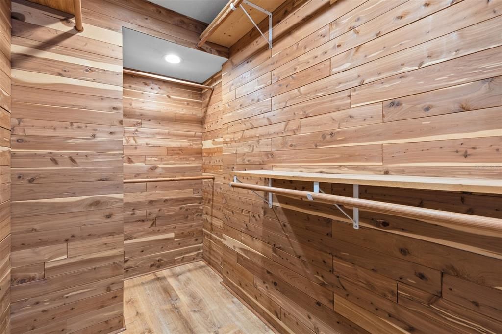 En Venta: $229,000 (2 camas, 2 baños, 1060 Pies cuadrados)