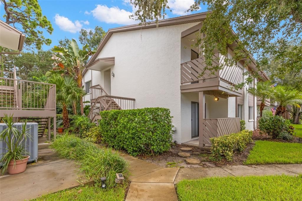 En Venta: $229,000 (2 camas, 2 baños, 1060 Pies cuadrados)