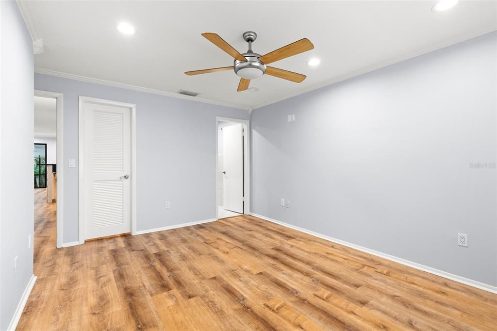 En Venta: $229,000 (2 camas, 2 baños, 1060 Pies cuadrados)
