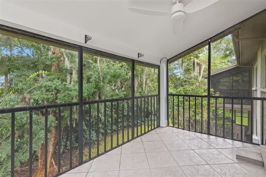 En Venta: $229,000 (2 camas, 2 baños, 1060 Pies cuadrados)