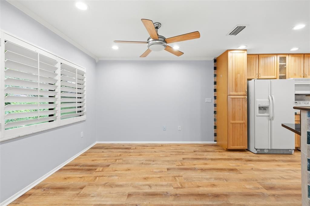 En Venta: $229,000 (2 camas, 2 baños, 1060 Pies cuadrados)