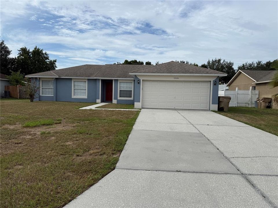 For Rent: $2,275 (3 beds, 2 baths, 1462 Square Feet)