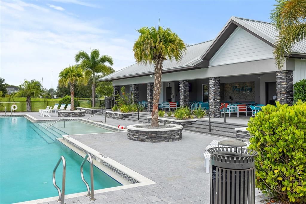 For Sale: $529,999 (4 beds, 3 baths, 2417 Square Feet)