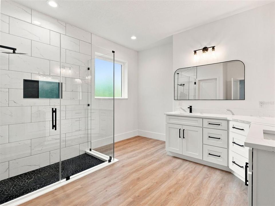 For Sale: $775,000 (6 beds, 3 baths, 3825 Square Feet)