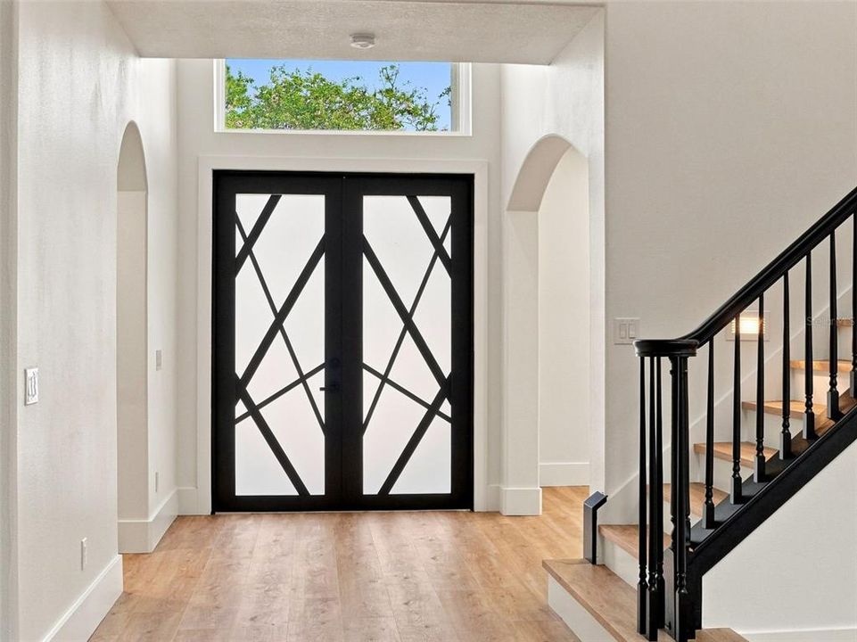 For Sale: $775,000 (6 beds, 3 baths, 3825 Square Feet)