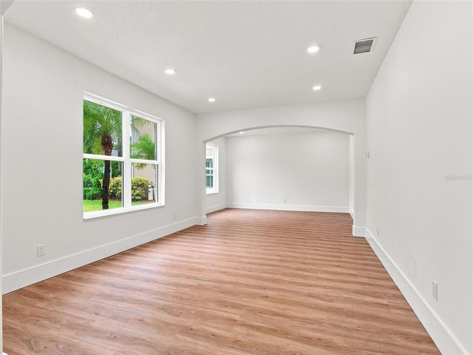 For Sale: $775,000 (6 beds, 3 baths, 3825 Square Feet)