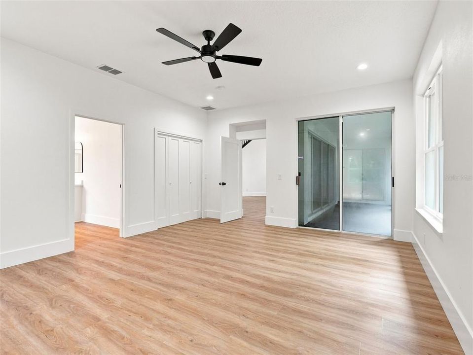 For Sale: $775,000 (6 beds, 3 baths, 3825 Square Feet)