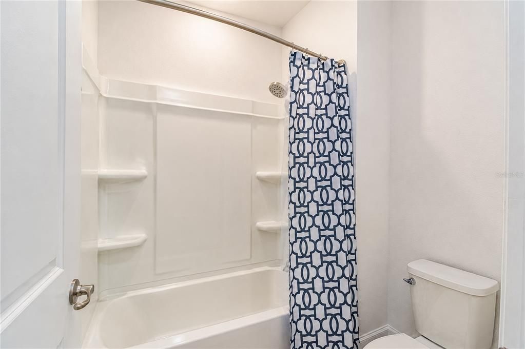 For Sale: $569,000 (5 beds, 4 baths, 3191 Square Feet)