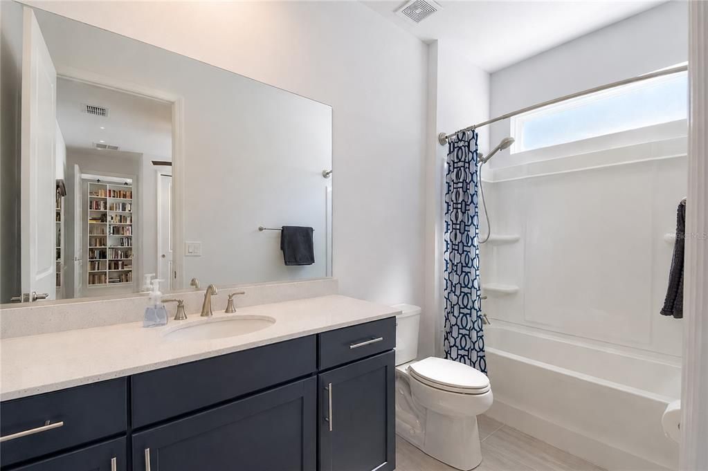 For Sale: $569,000 (5 beds, 4 baths, 3191 Square Feet)