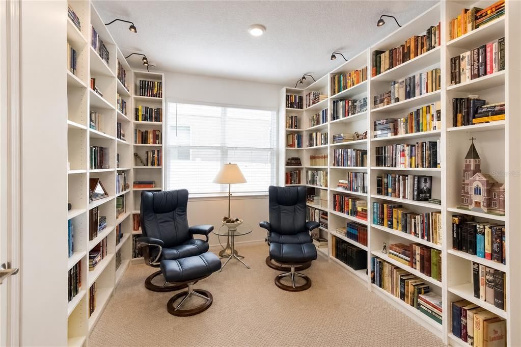 For Sale: $569,000 (5 beds, 4 baths, 3191 Square Feet)