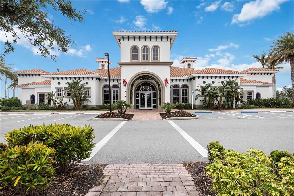 Active With Contract: $389,000 (2 beds, 2 baths, 1436 Square Feet)