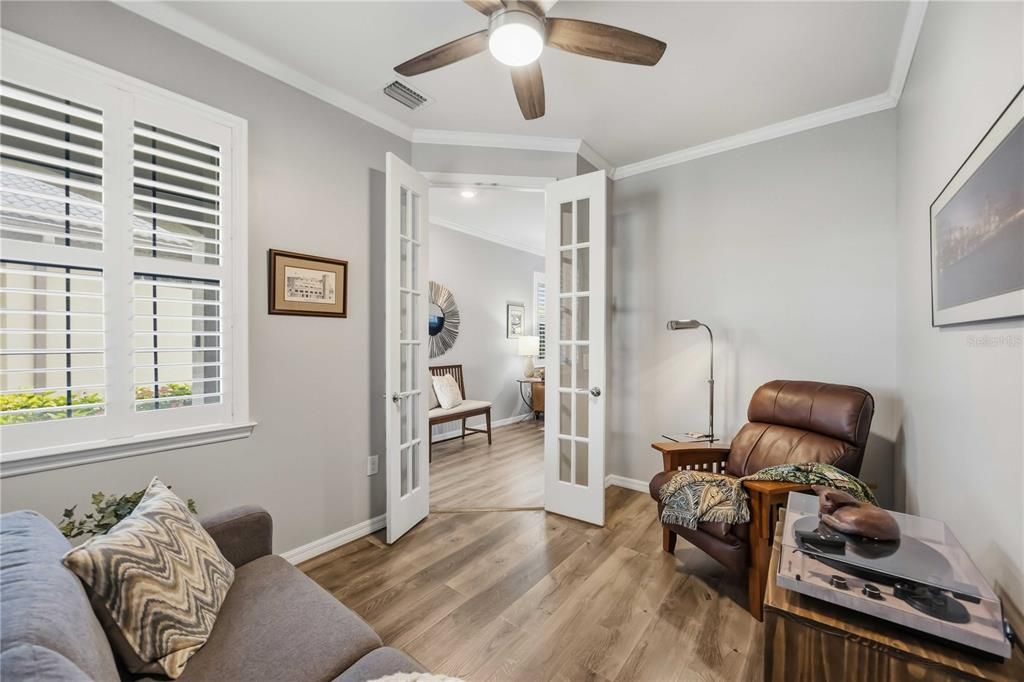 Active With Contract: $389,000 (2 beds, 2 baths, 1436 Square Feet)