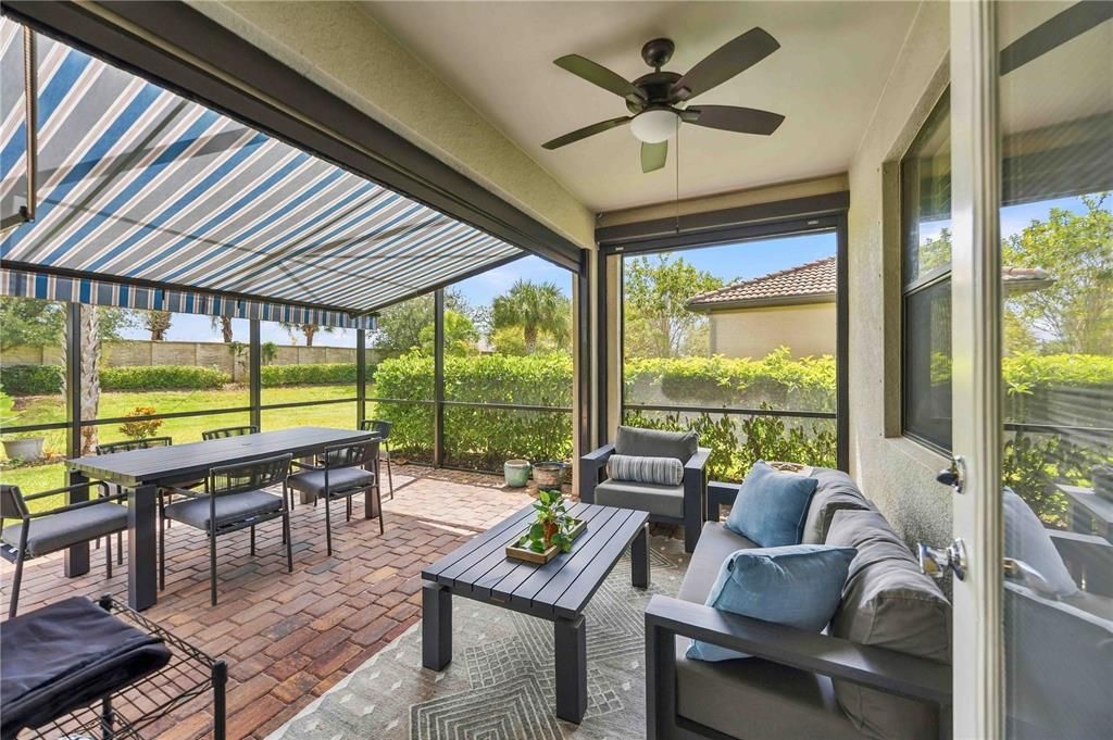 Active With Contract: $389,000 (2 beds, 2 baths, 1436 Square Feet)