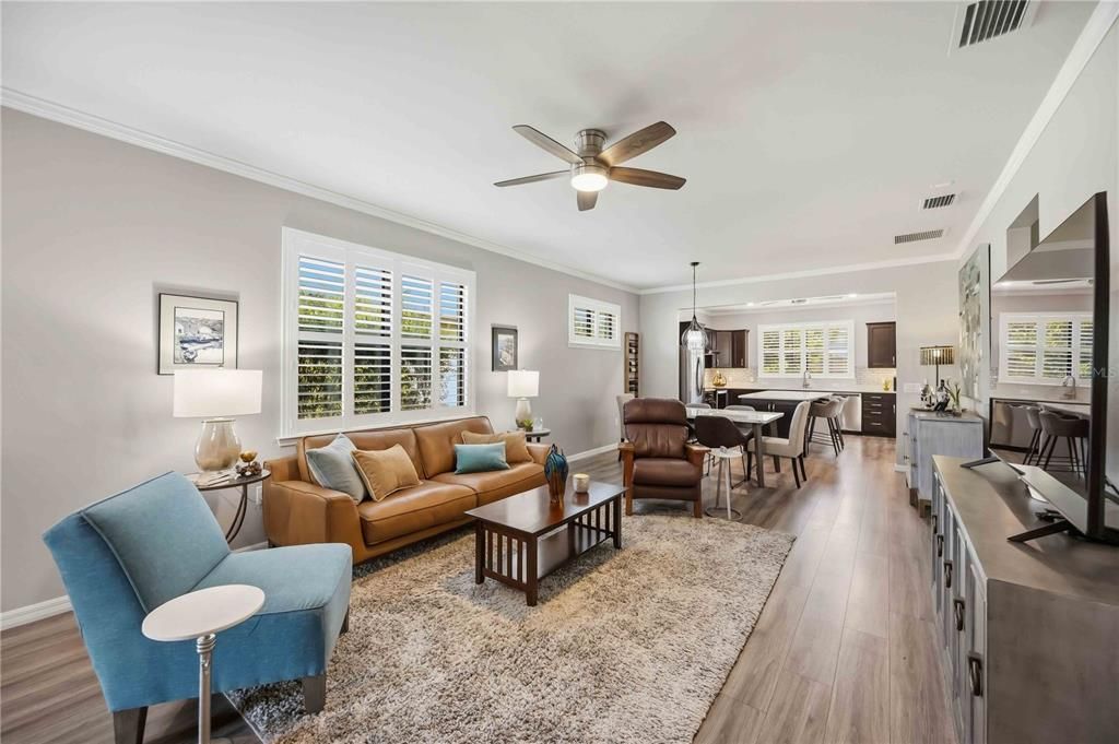 Active With Contract: $389,000 (2 beds, 2 baths, 1436 Square Feet)