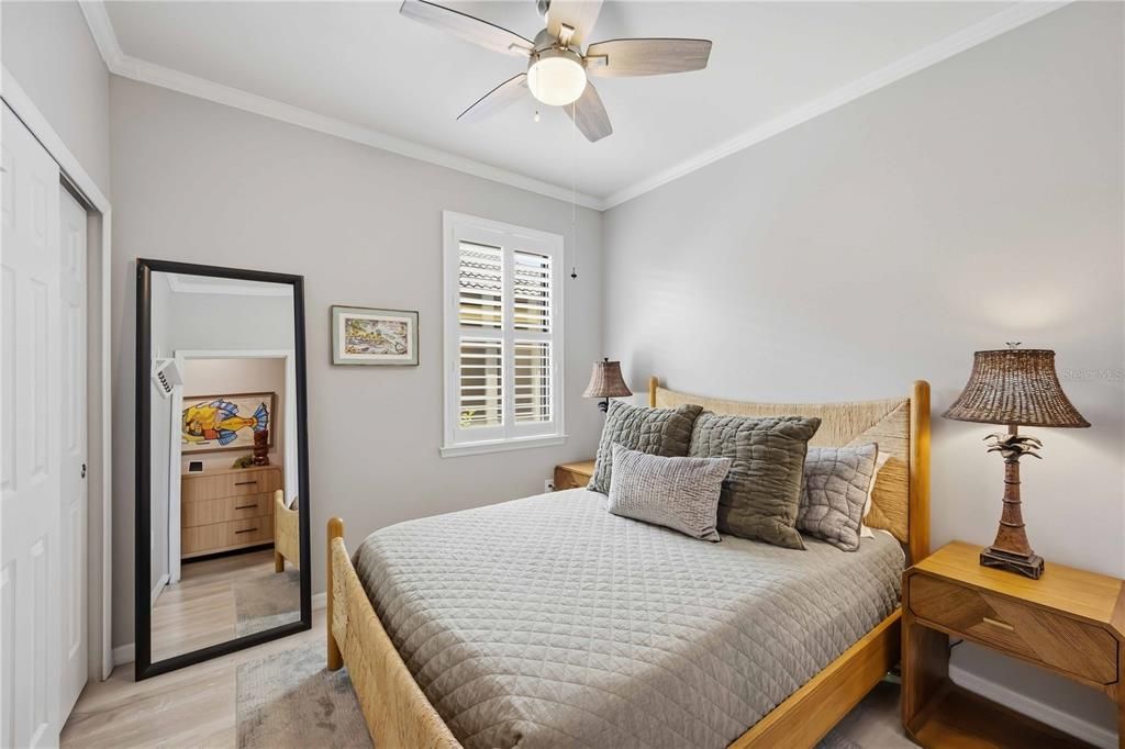 Active With Contract: $389,000 (2 beds, 2 baths, 1436 Square Feet)
