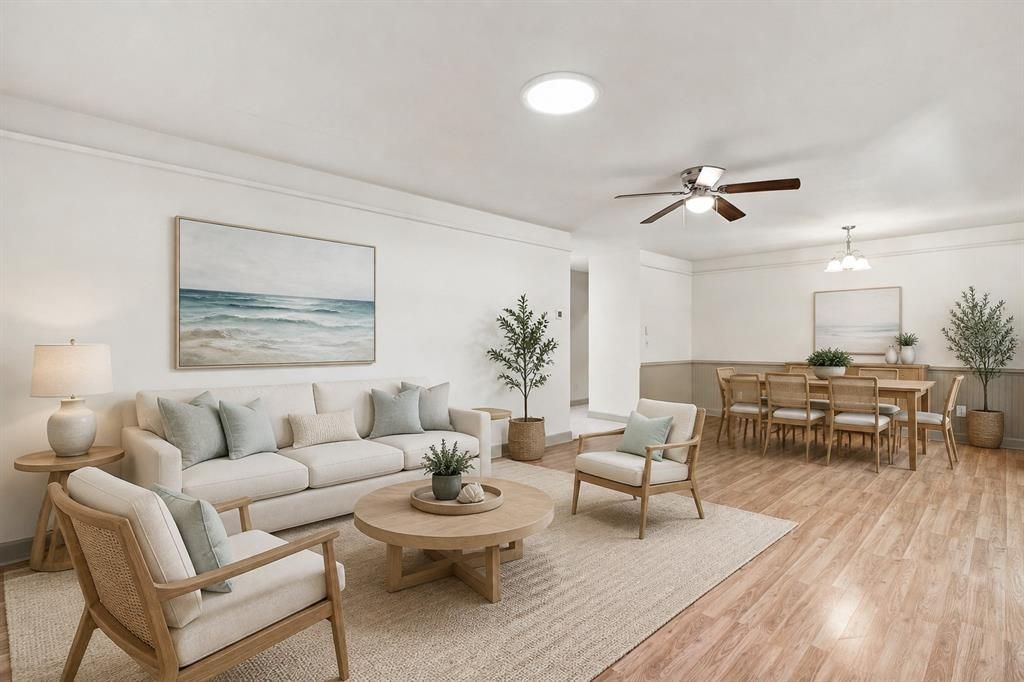 For Sale: $395,000 (2 beds, 2 baths, 1288 Square Feet)