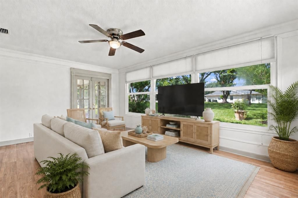 For Sale: $395,000 (2 beds, 2 baths, 1288 Square Feet)