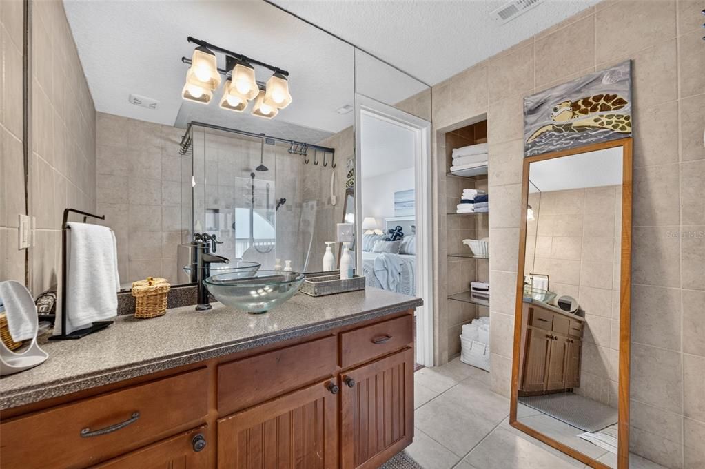 For Sale: $745,000 (3 beds, 3 baths, 1501 Square Feet)