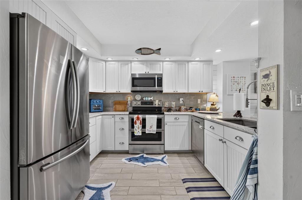 For Sale: $745,000 (3 beds, 3 baths, 1501 Square Feet)