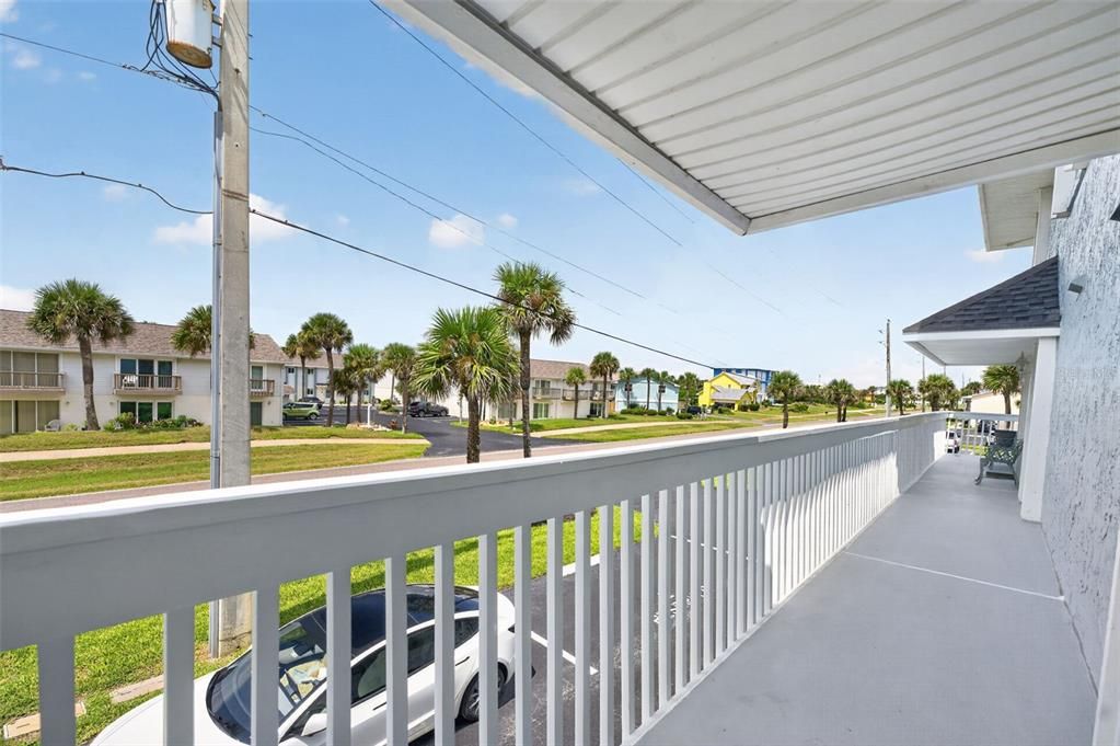 For Sale: $745,000 (3 beds, 3 baths, 1501 Square Feet)