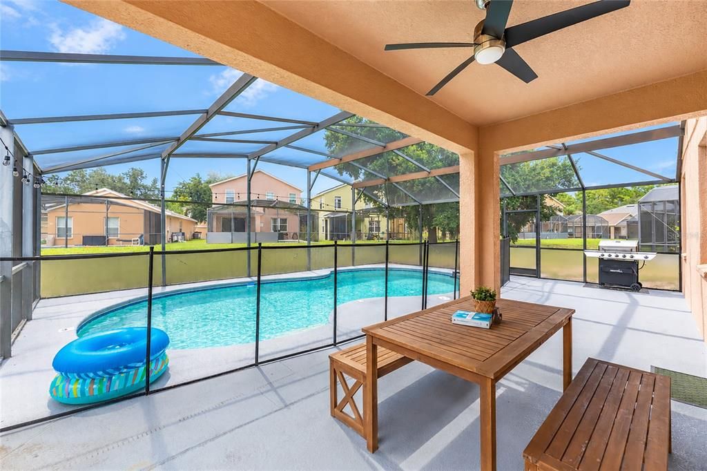For Rent: $3,000 (4 beds, 2 baths, 2045 Square Feet)