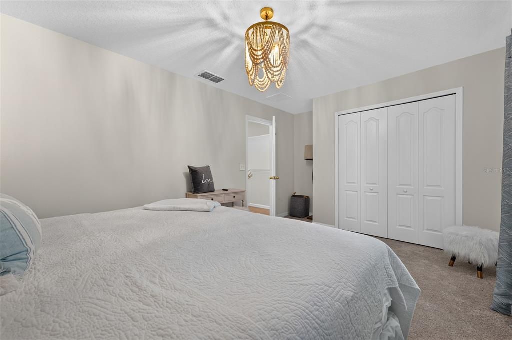 For Rent: $3,000 (4 beds, 2 baths, 2045 Square Feet)