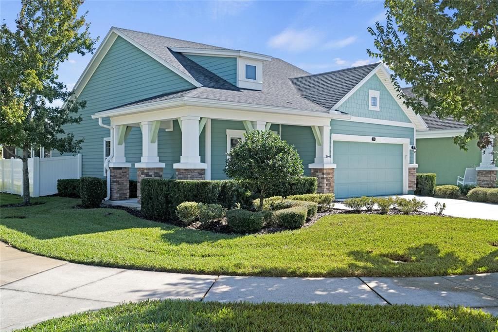 For Rent: $3,595 (3 beds, 2 baths, 2013 Square Feet)