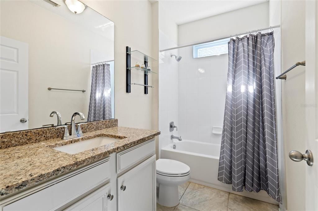 For Rent: $3,595 (3 beds, 2 baths, 2013 Square Feet)