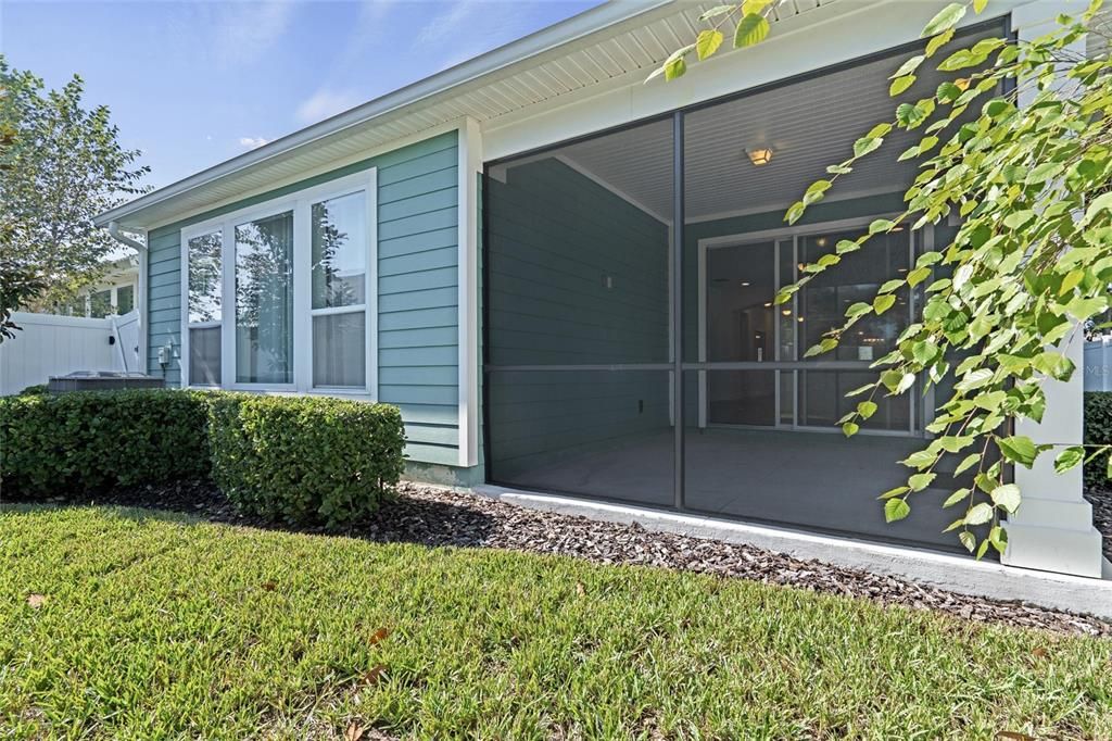 For Rent: $3,595 (3 beds, 2 baths, 2013 Square Feet)