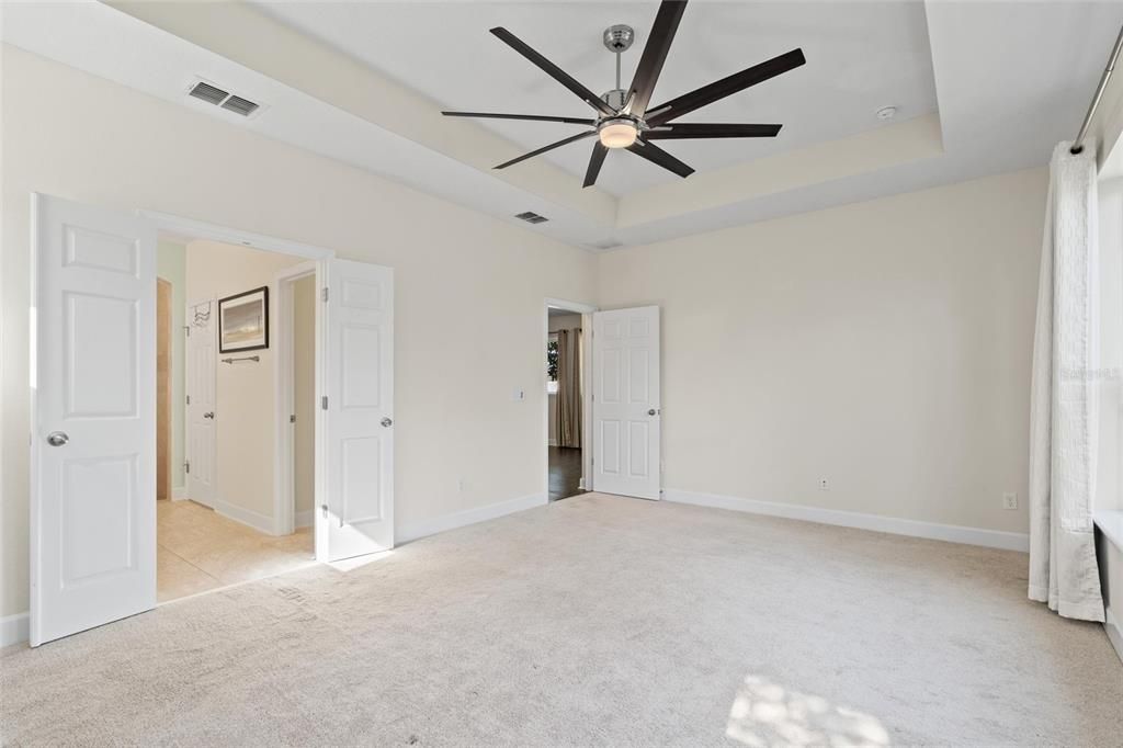 For Rent: $3,595 (3 beds, 2 baths, 2013 Square Feet)